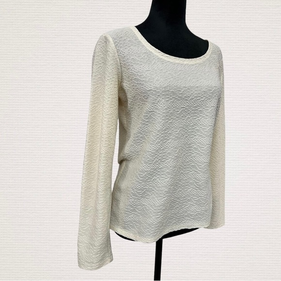 Women’s XS J.Jill Cream Textured Stretch LS Top - Picture 5 of 6